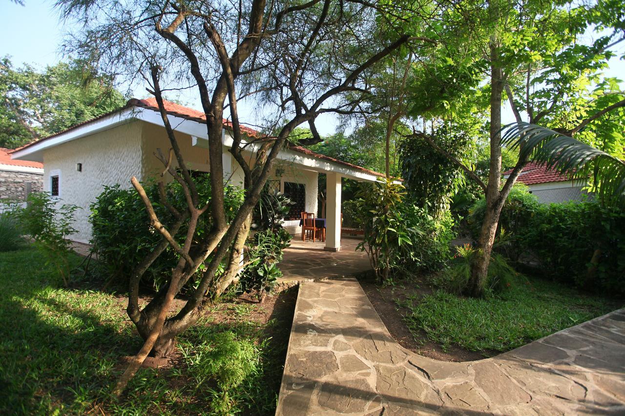 Diani Cottages Diani Beach Eksteriør billede