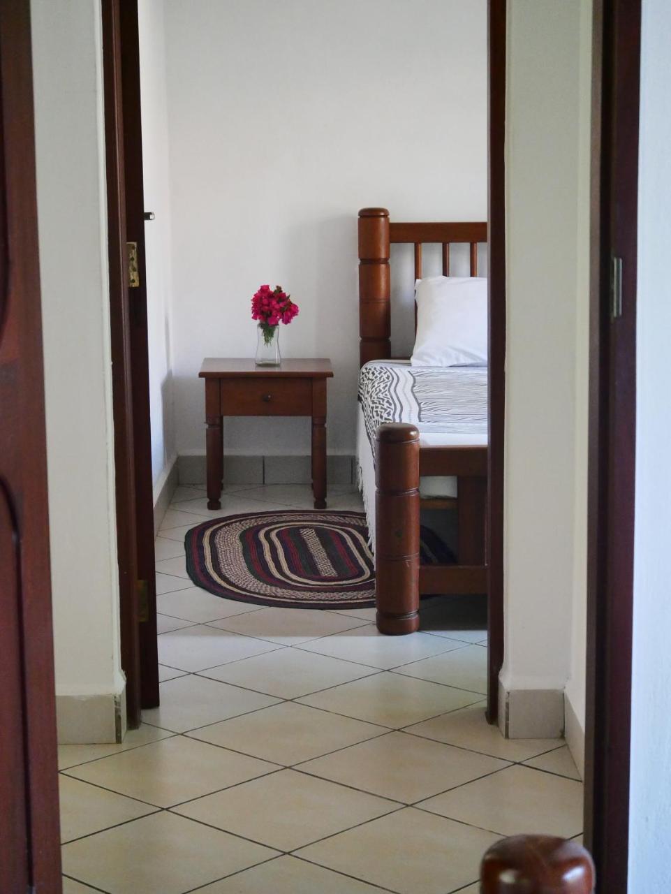 Diani Cottages Diani Beach Eksteriør billede