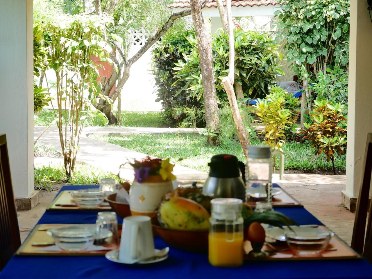 Diani Cottages Diani Beach Eksteriør billede